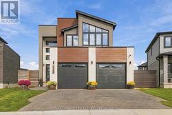 2985 HEARDCREEK TRAIL  London North (North S), ON N6G 0X8