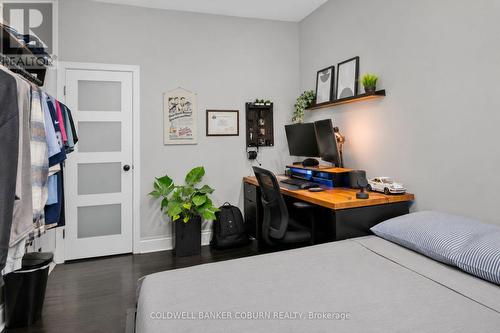 698 Cooper Street, Ottawa, ON 