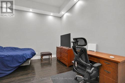 698 Cooper Street, Ottawa, ON 