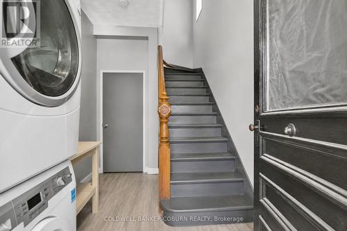 698 Cooper Street, Ottawa, ON 