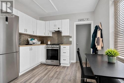 698 Cooper Street, Ottawa, ON 