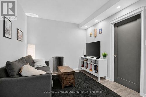 698 Cooper Street, Ottawa, ON 