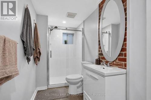 698 Cooper Street, Ottawa, ON 