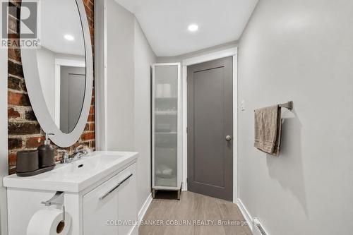 698 Cooper Street, Ottawa, ON 