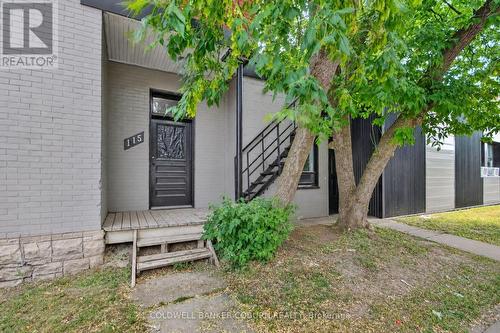 698 Cooper Street, Ottawa, ON 