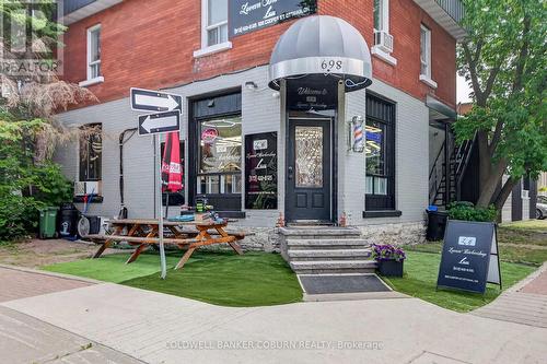 698 Cooper Street, Ottawa, ON 