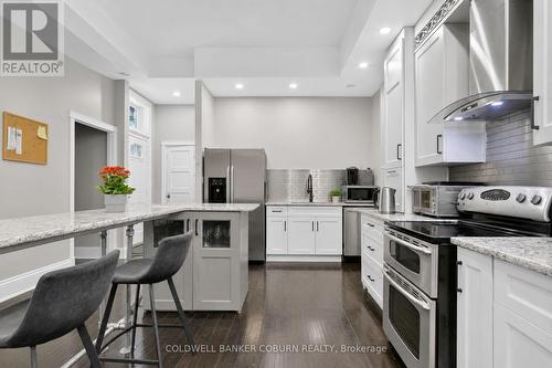 698 Cooper Street, Ottawa, ON 