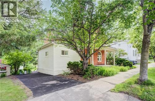 25 Central Street, Waterloo, ON 