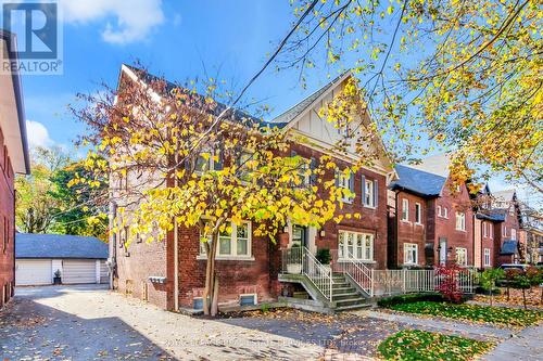 2ND FLOOR - 113 CHAPLIN CRESCENT , Toronto, Ontario M5P 1A6 2