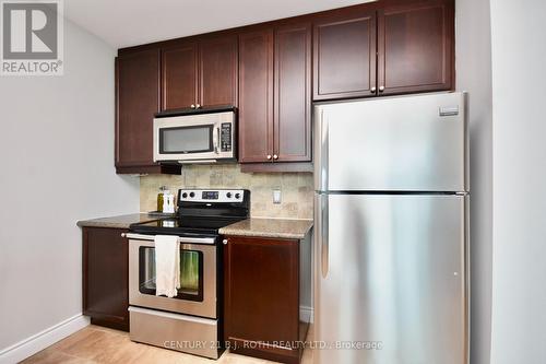 PH11 - 37 ELLEN STREET , Barrie, Ontario L4N 6G2 5