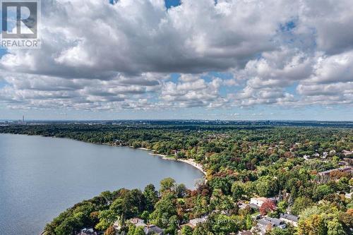 33 Ben Machree Drive, Mississauga, ON 