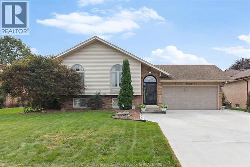 2085 EDGEMORE  Lasalle, ON N9H 2J9