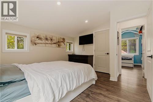 1262 Hidden Valley Road, Burlington, ON 