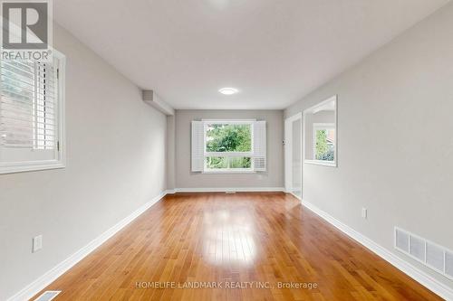 5853 Swordsman Drive, Mississauga, ON 