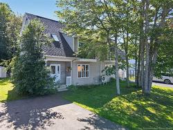 252 Ryan ST Moncton, NB E1G 2E7