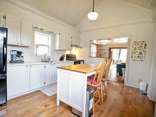 61 Victoria Street W, Amherst, NS 
