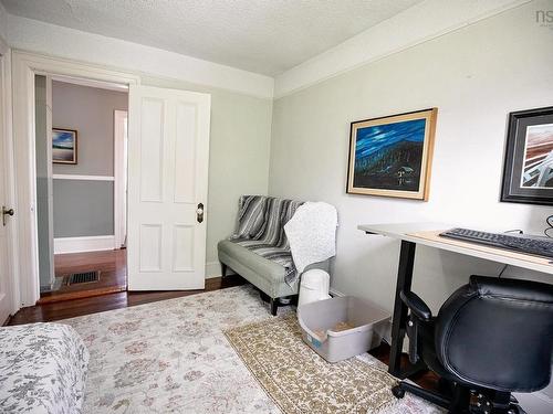 61 Victoria Street W, Amherst, NS 