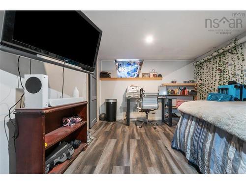 10563 Highway 2, Springhill, NS 
