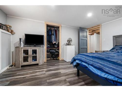 10563 Highway 2, Springhill, NS 