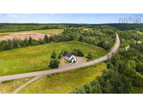 10563 Highway 2, Springhill, NS 