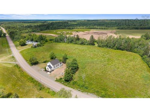 10563 Highway 2, Springhill, NS 