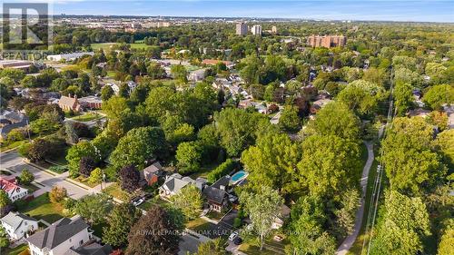 423 Smith Avenue, Burlington, ON 