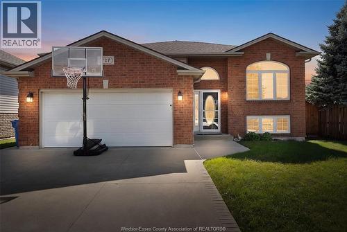 727 ALPENROSE  Windsor, ON N9G 2X7
