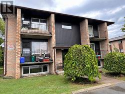 203 - 106 LANSDOWNE STREET Peterborough (Town Ward 3), ON K9J 1Y1
