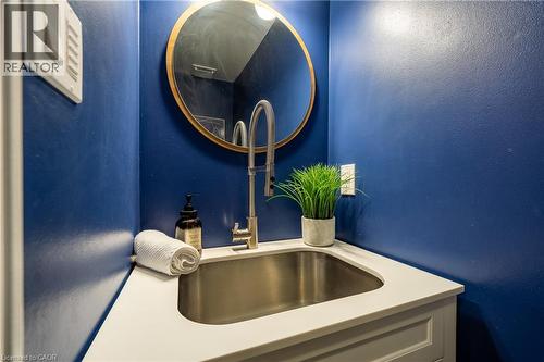 34 Camrose Court, Kitchener, ON 