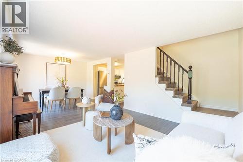 34 Camrose Court, Kitchener, ON 