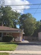 252 TAYLOR MILLS DRIVE S Richmond Hill, ON L4C 2S6