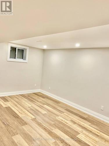 BASEMENT - 5 MCDONALD DRIVE , Aurora, Ontario L4G 2T4 3