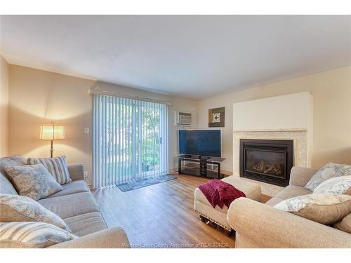 7-8402 Little River, Windsor, ON 