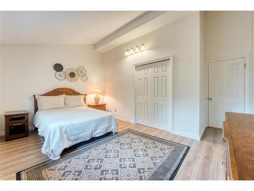 7-8402 Little River, Windsor, ON 