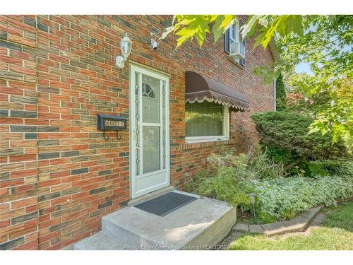 7-8402 Little River, Windsor, ON 
