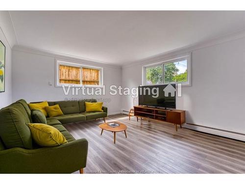 962 Watson, Windsor, ON 