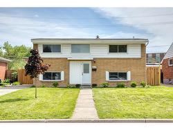 962 WATSON Windsor, ON N8S 3T2