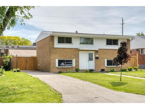962 Watson, Windsor, ON 