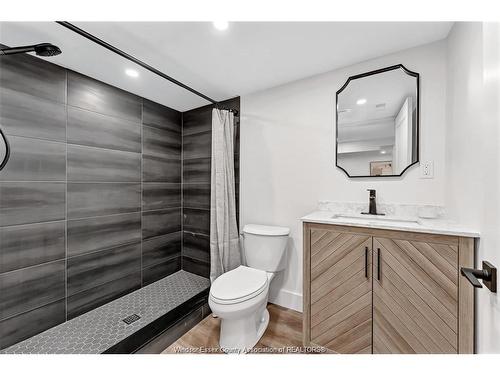 994 Isabelle, Windsor, ON 