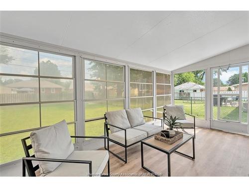 994 Isabelle, Windsor, ON 