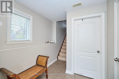 5052 CASSANDRA DRIVE , Lincoln (Beamsville), Ontario L3J 0M5 5