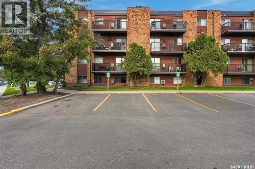 305 802A KINGSMERE BOULEVARD  Saskatoon, SK S7J 4B7