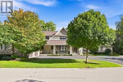 534 ANN AVENUE Burlington, ON L7T 2S6