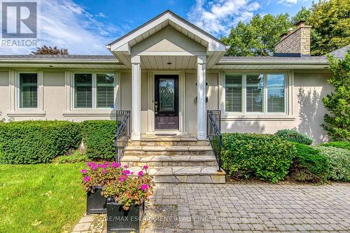 281 PINEHURST DRIVE , Oakville, Ontario L6J 4X2 5