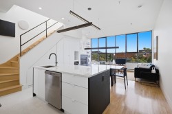 15-1100 Av. Ducharme Montréal (Outremont), QC H2V 1E3