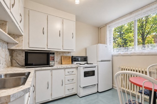 5150A Av. Coolbrook , Montréal (Côte-des-Neiges/Notre-Dame-de-Grâce), QC H3X 2L1 4