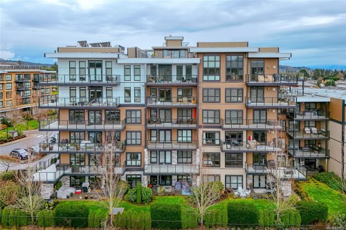 #109-741 Travino Lane  Saanich, BC V8Z 0G3
