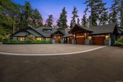 846 Foskett Rd Comox, BC V9M 3T9