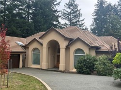 1292 Hudson Rd Comox, BC V9M 4A1