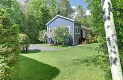 41 Rue des Pins Sainte-Catherine-De-Hatley, QC J0B 1W0